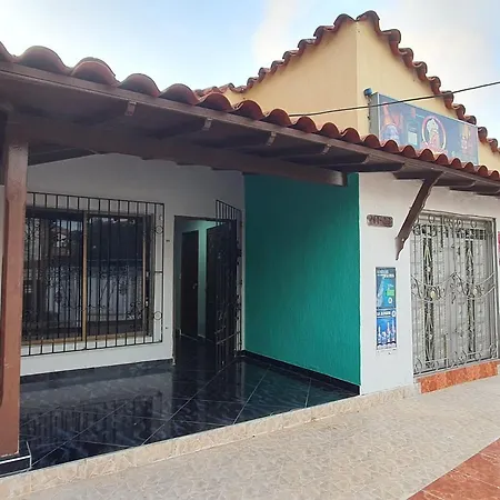 Hostal Mi Lindo Septiembre